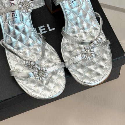 HIGH HEELS SANDAL IN SILVER LAMBSKIN PEARL FLOWERS