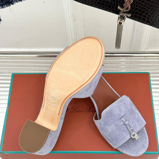 HIGH HEELS IN GREY SUEDE  AND LAMBSKIN