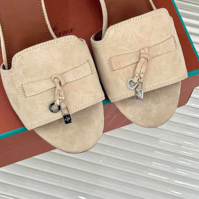 HIGH HEELS IN BEIGE SUEDE AND LAMBSKIN