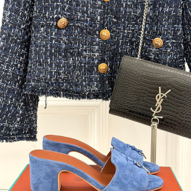 HIGH HEELS IN BLUE SUEDE AND LAMBSKIN