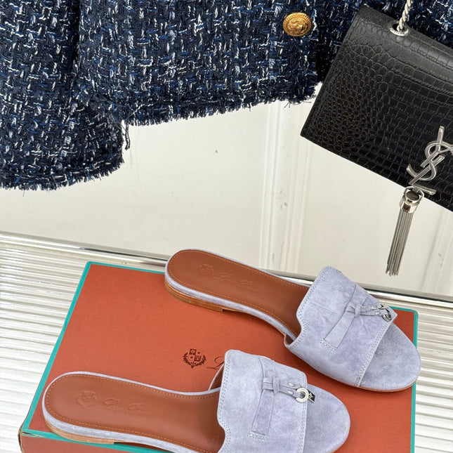 FLAT SANDALS IN GREY SUEDE AND LAMBSKIN