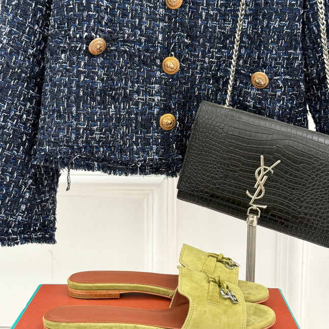 FLAT SANDALS IN MOSS YELLOW SUEDE AND LAMBSKIN