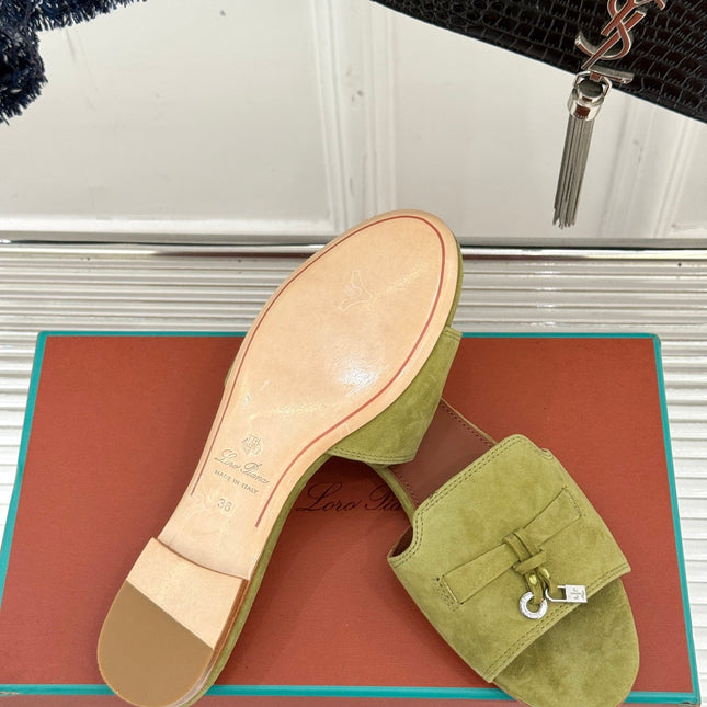 FLAT SANDALS IN MOSS YELLOW SUEDE AND LAMBSKIN