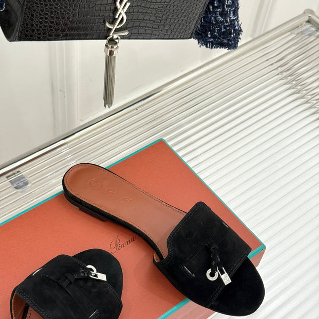 FLAT SANDALS IN BLACK SUEDE AND LAMBSKIN