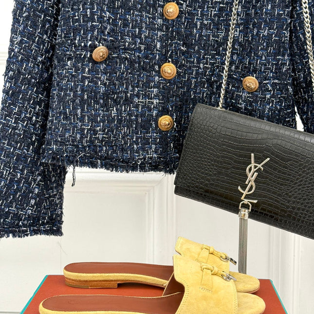 FLAT SANDALS IN YELLOW SUEDE AND LAMBSKIN