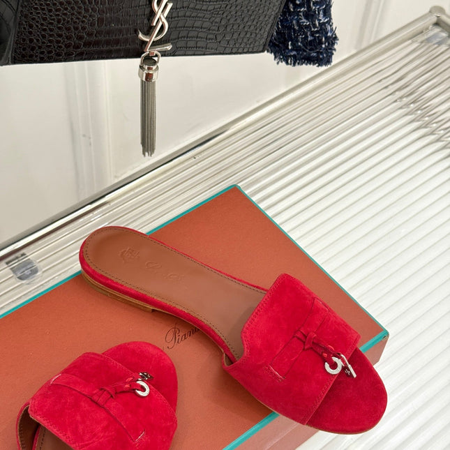 FLAT SANDALS IN RED SUEDE AND LAMBSKIN