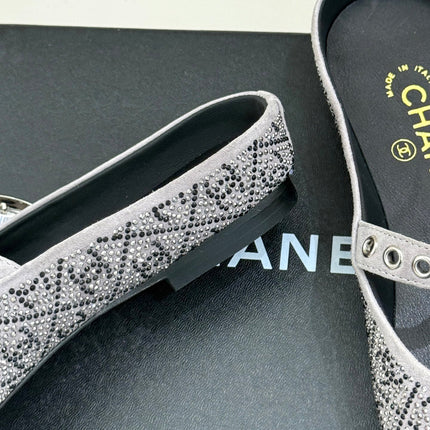 CC FLAT MULES 25SS IN GREY EMBELLISHED WITH RHINESTONES