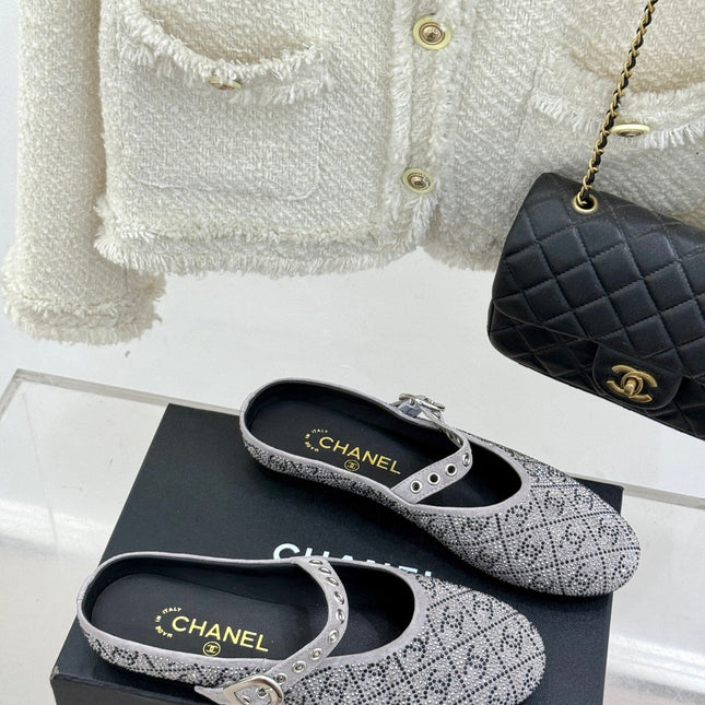 CC FLAT MULES 25SS IN GREY EMBELLISHED WITH RHINESTONES