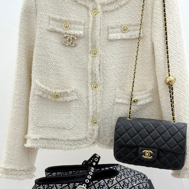 CC FLAT MULES 25SS IN BLACK EMBELLISHED WITH RHINESTONES