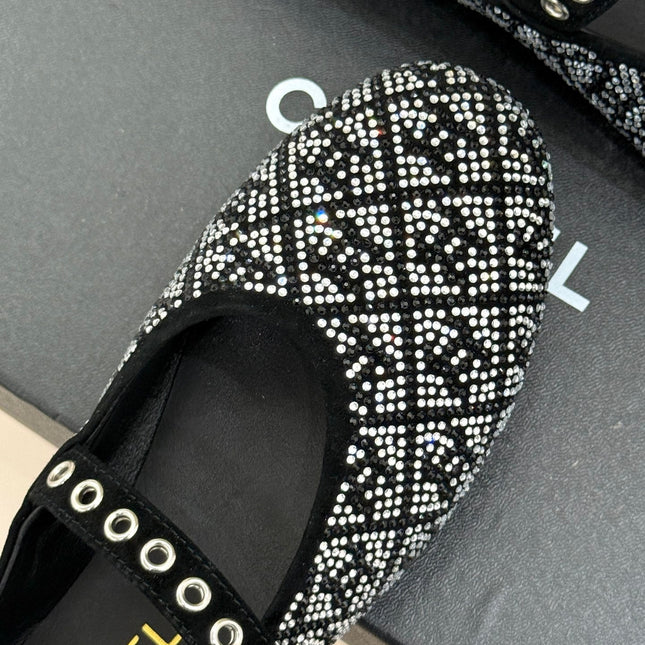 CC FLAT MULES 25SS IN BLACK EMBELLISHED WITH RHINESTONES