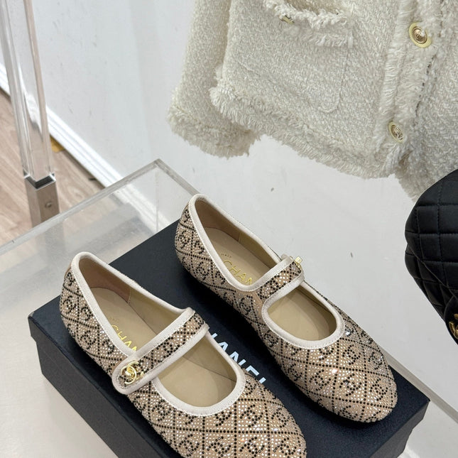CC FLAT MARY JANE 25SS IN BEIGE EMBELLISHED WITH RHINESTONES