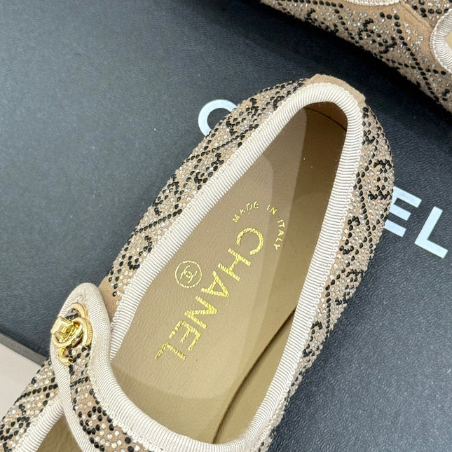 CC FLAT MARY JANE 25SS IN BEIGE EMBELLISHED WITH RHINESTONES