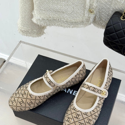 CC FLAT MARY JANE 25SS IN BEIGE EMBELLISHED WITH RHINESTONES