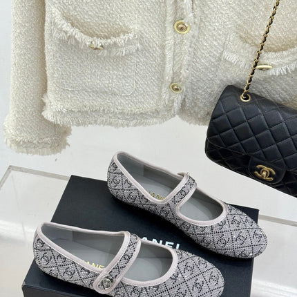 CC FLAT MARY JANE 25SS IN GREY EMBELLISHED WITH RHINESTONES