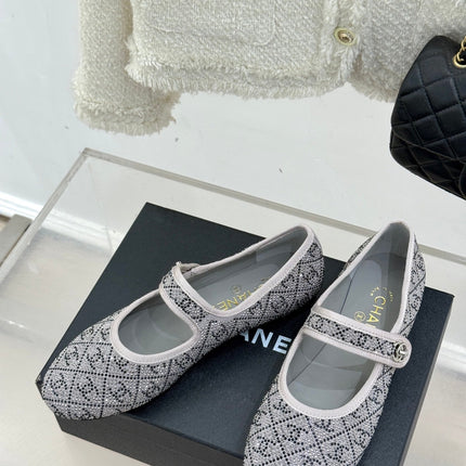 CC FLAT MARY JANE 25SS IN GREY EMBELLISHED WITH RHINESTONES