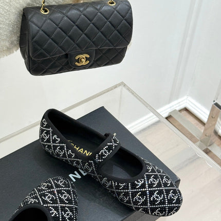 CC FLAT MARY JANE 25SS IN BLACK EMBELLISHED WITH RHINESTONES