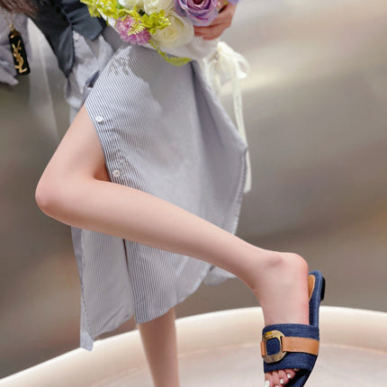 SLIDE MULE IN NAVY BLUE DENIM AND BROWN CALFSKIN GOLD HARDWARE