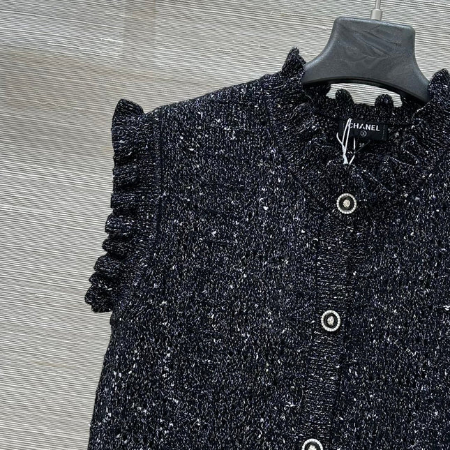 CHANEL SLEEVELESS TOP STYLE 74