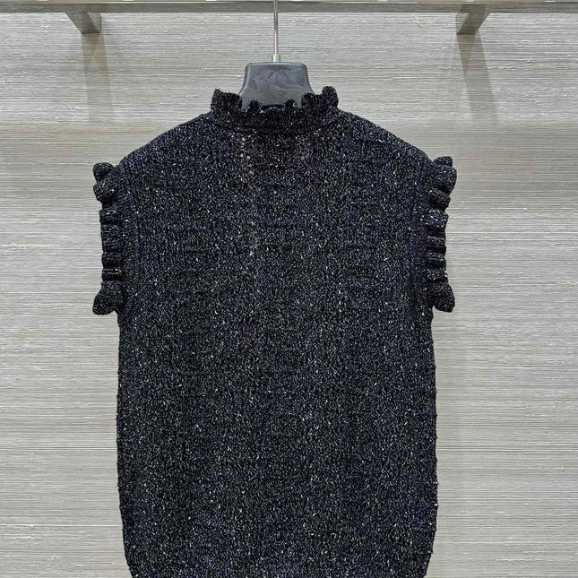 CHANEL SLEEVELESS TOP STYLE 74