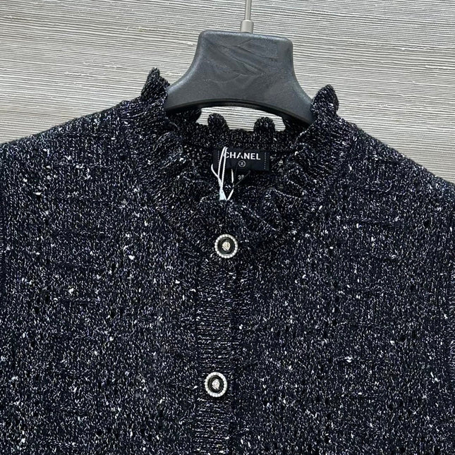 CHANEL SLEEVELESS TOP STYLE 74