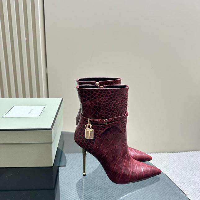 PADLOCK 10 CM ANKLE BOOTS IN BURGUNDY RED CROCODILE-EMBOSSED CALFSKIN