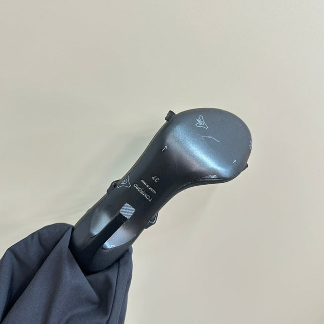 HIGH-HEELED 10 CM SANDAL IN BLACK LAMBSKIN WITH GOLD HARDWARE