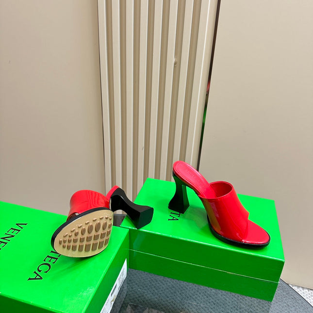 HIGH MULE 95 MM IN CHERRY RED CALFSKIN