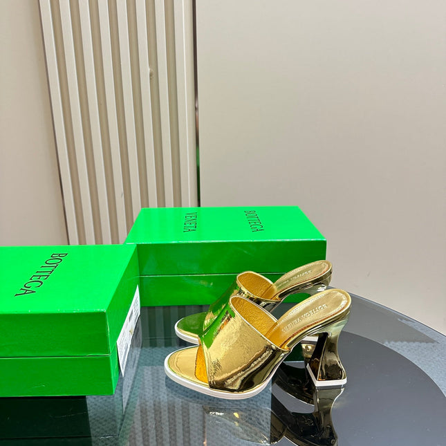 HIGH MULE 95 MM IN GOLD CALFSKIN