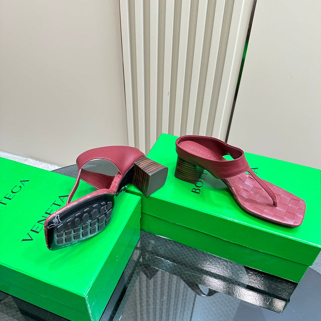 MARELLA THONG IN CURRANT RED LEATHER WITH SIGNATURE INTRECCIATO INSOLE 55 MM