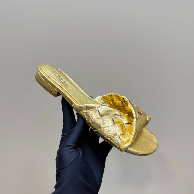 BLINK FLAT MULE IN GOLD INTRECCIATO LEATHER