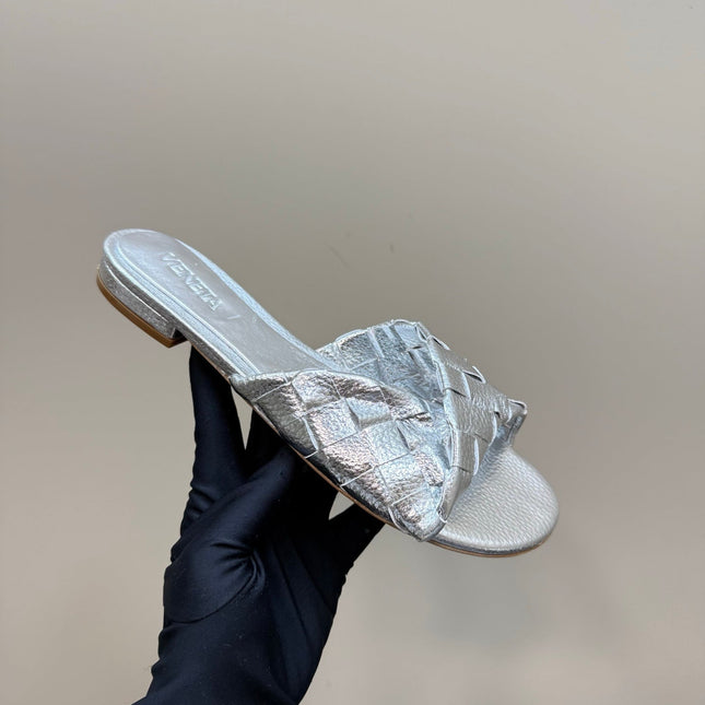 BLINK FLAT MULE IN SILVER INTRECCIATO LEATHER