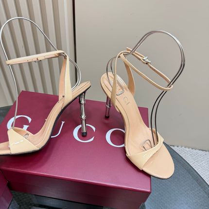 STRAP HIGH BAMBOO-EFFECT HEEL SANDAL IN BEIGE PATENT CALFSKIN