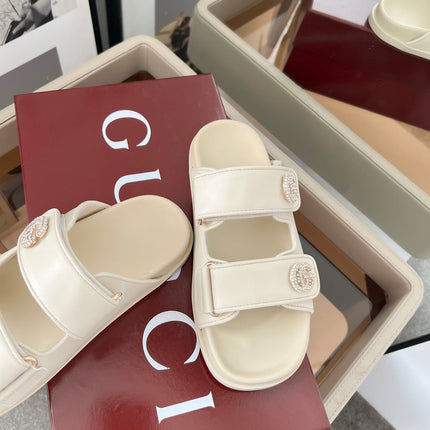 DOUBLE G CRYSTAL FLAT SANDALS IN IVORY SOFT LAMBSKIN