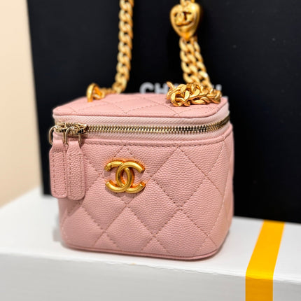 CHANEL 25S MINI VANITY BAG 11 CM IN LIGHT PINK LAMBSKIN WITH GOLD HARDWARE
