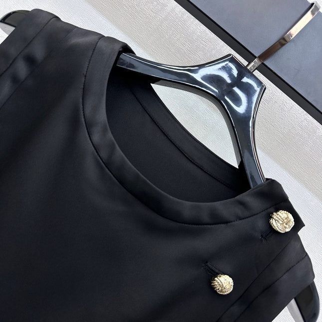 CHANEL SLEEVELESS ROUND-NECK BUTTON-UP TOP 274769