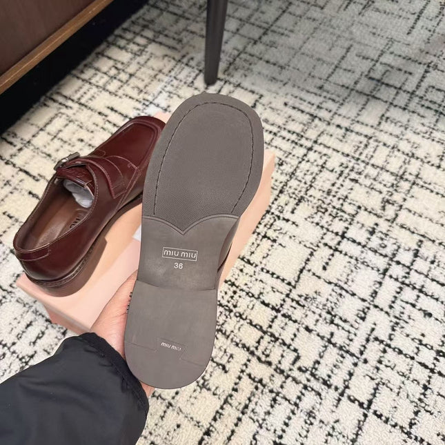 SQUARE TOE OXFORD IN SANGRIA RED SHINY CALFSKIN