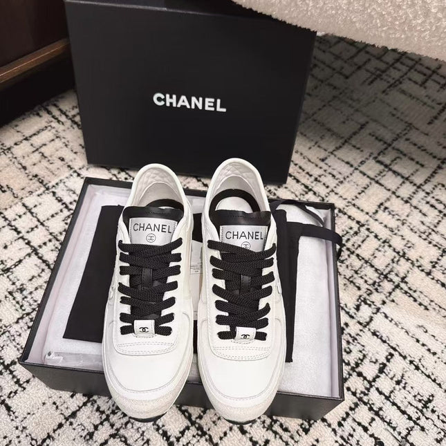 TRAINERS SNEAKER IN WHITE CALFSKIN AND SUEDE