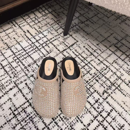 FLAT MULE IN LIGHT BROWN SUEDE WITH CRYSTALS