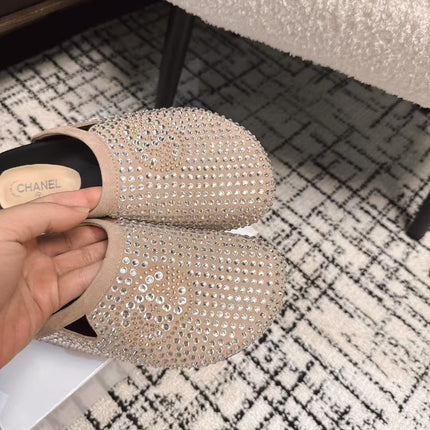 FLAT MULE IN LIGHT BROWN SUEDE WITH CRYSTALS