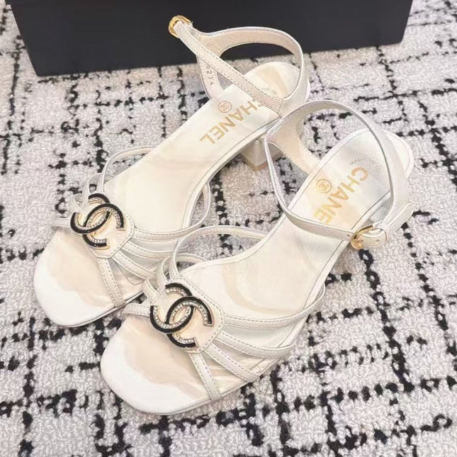 MID HEEL SANDALS IN WHITE LAMBSKIN