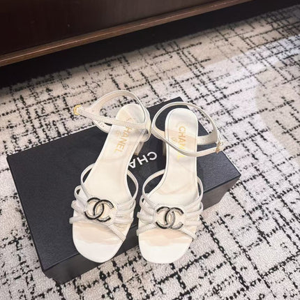 MID HEEL SANDALS IN WHITE LAMBSKIN