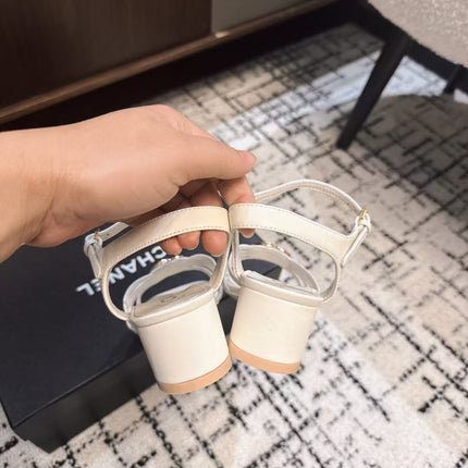 MID HEEL SANDALS IN WHITE LAMBSKIN