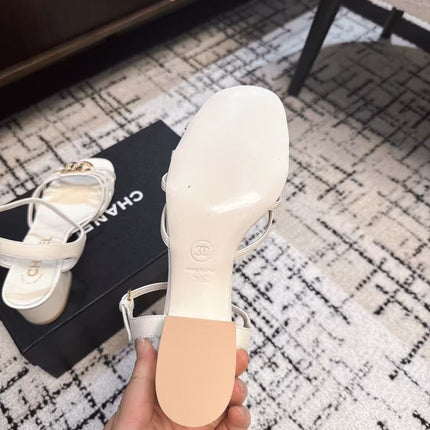 MID HEEL SANDALS IN WHITE LAMBSKIN