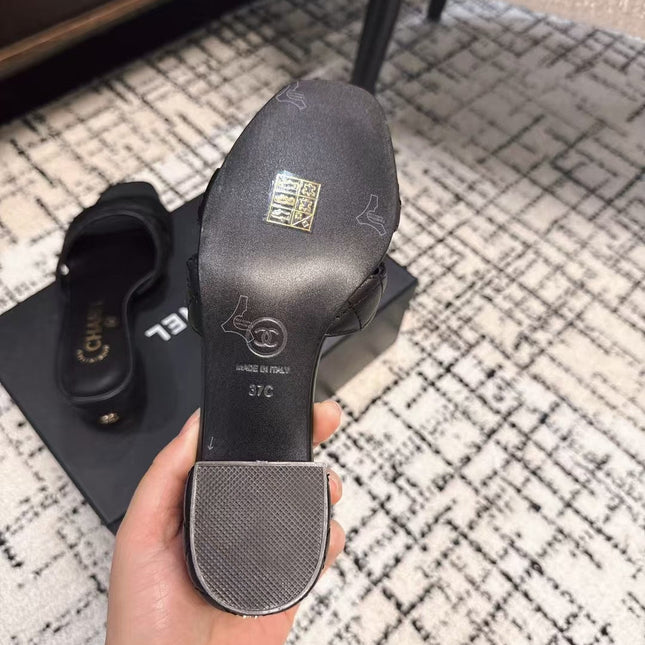 MID HEEL MULES IN BLACK SHEEPSKIN