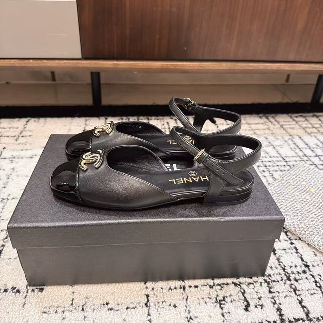 FLAT SLINGBACKS IN BLACK CALFSKIN