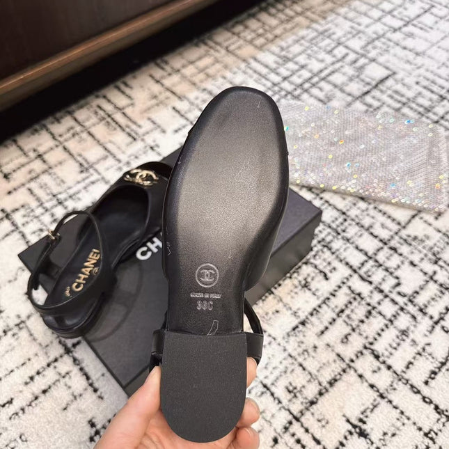 FLAT SLINGBACKS IN BLACK CALFSKIN