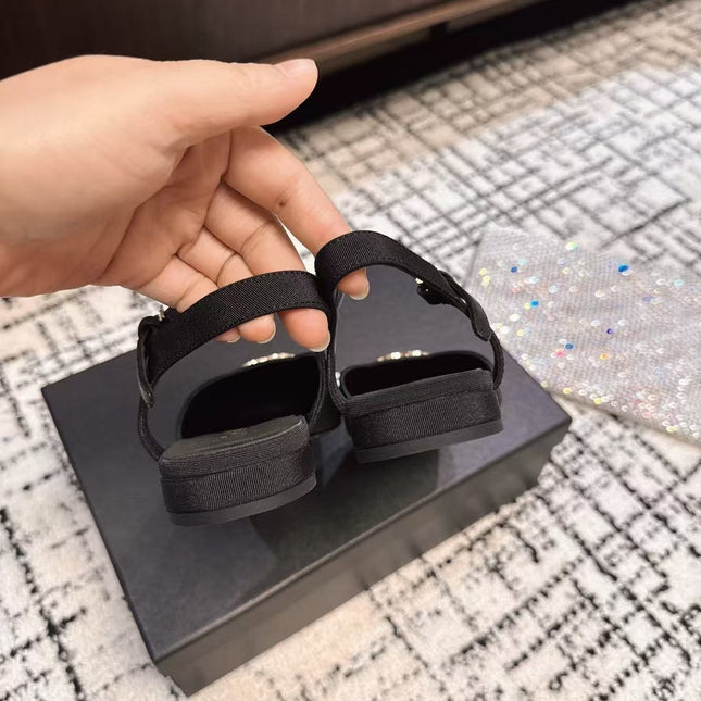 FLAT SLINGBACKS IN BLACK FABRIC