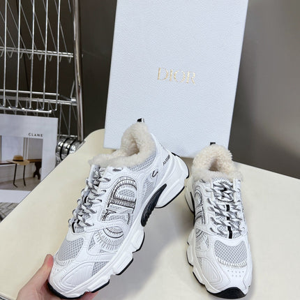 DIOR CHRONO SNEAKER 25S IN WHITE LAMBSKIN AND MESH FABRIC