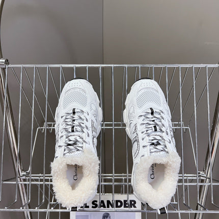 DIOR CHRONO SNEAKER 25S IN WHITE LAMBSKIN AND MESH FABRIC