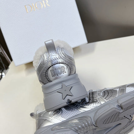 DIOR CHRONO SNEAKER 25S IN SILVER LAMBSKIN AND MESH FABRIC
